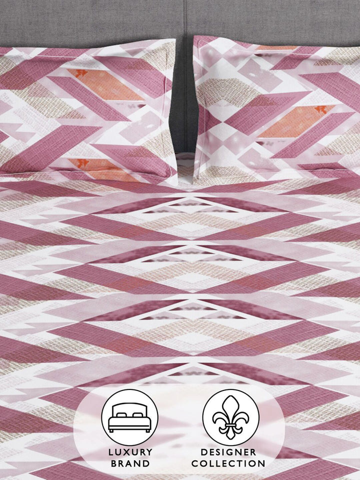 Story@home White & Pink Geometric 180 TC Queen Bedsheet with 2 Pillow Covers