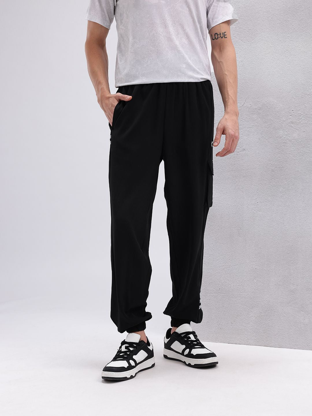 HRX by Hrithik Roshan Men Lifestyle Cargo-Style Joggers