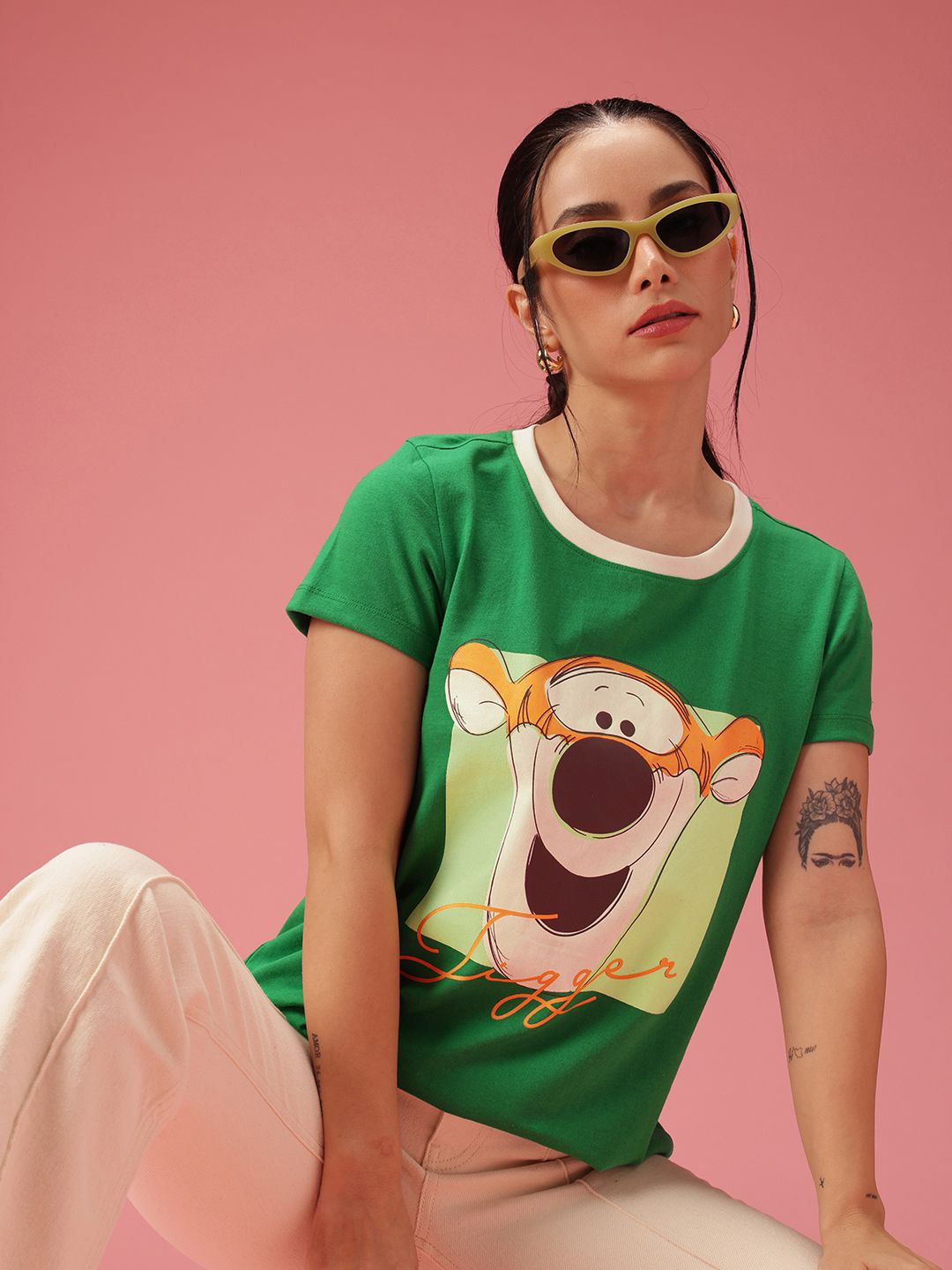 Dressberry Winnie the Pooh dicetak T-Shirt Biasa