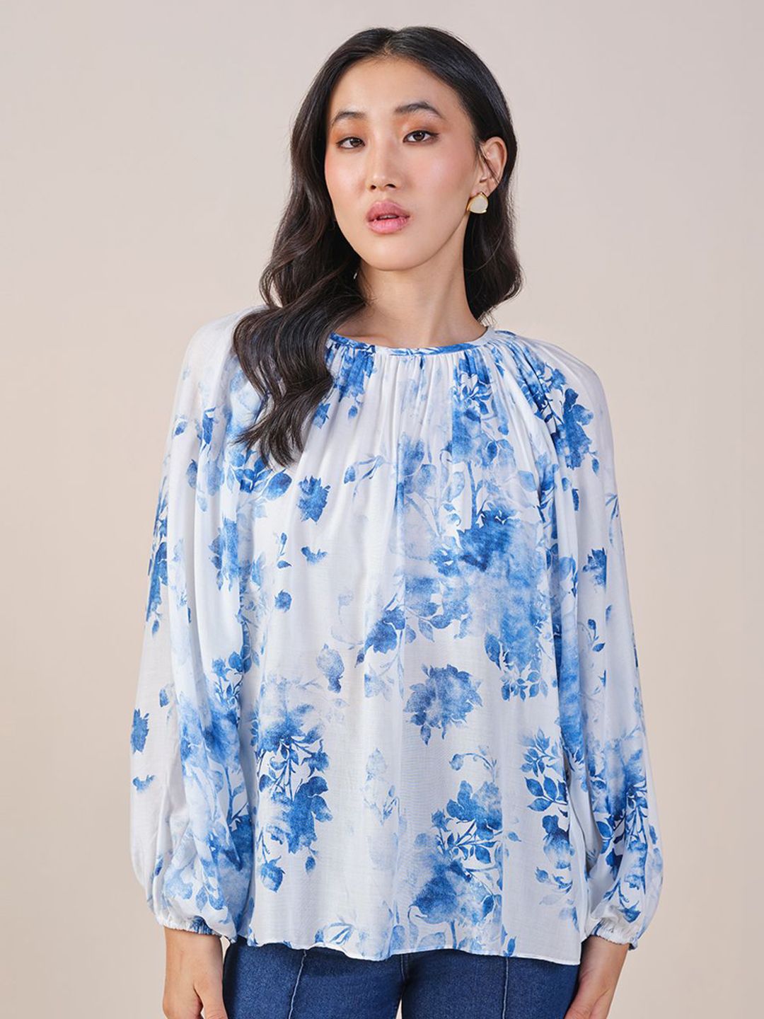 AND Round Neck Floral Printed Top