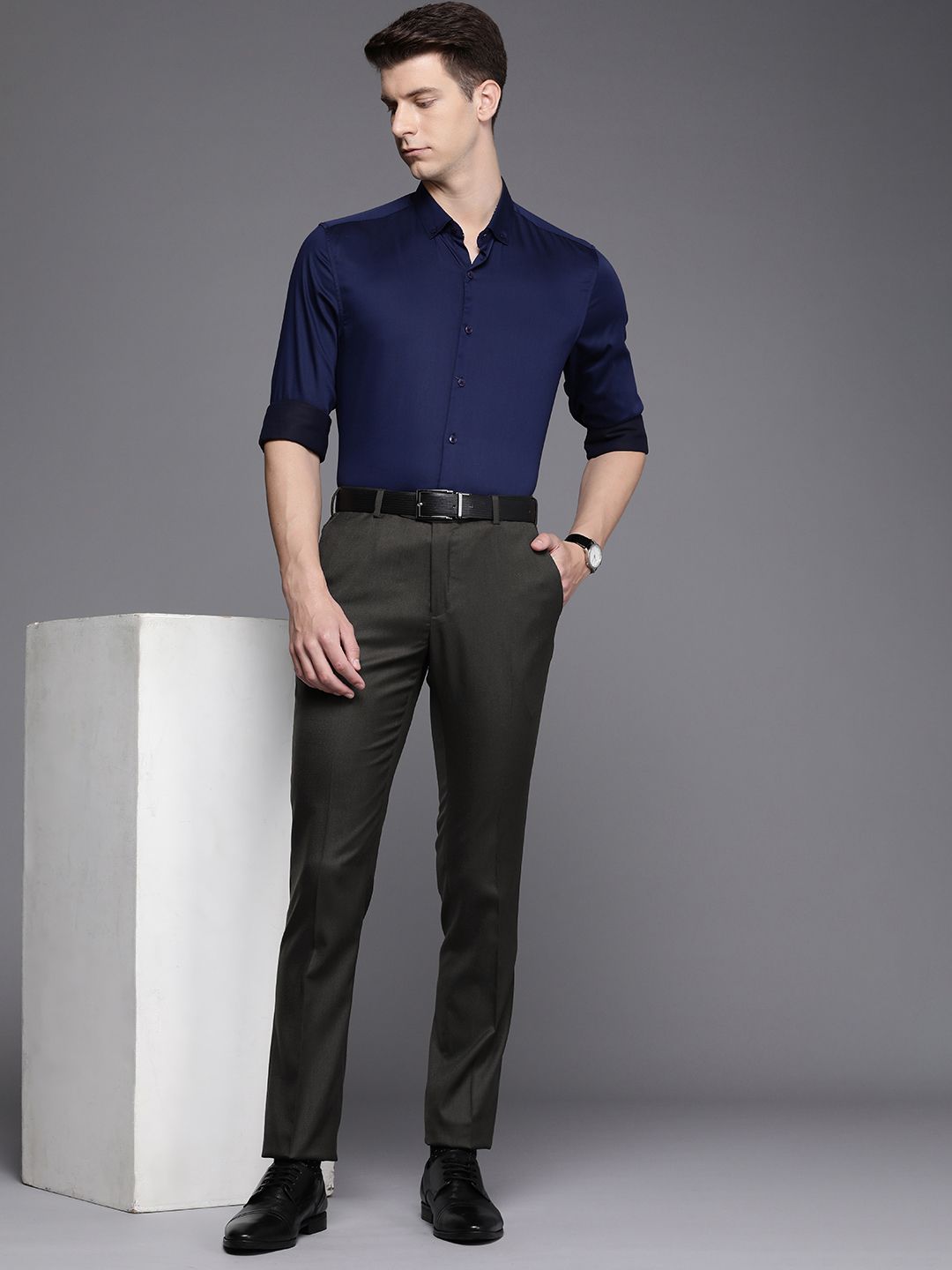 Raymond Men Textured Slim Fit Formal Trousers