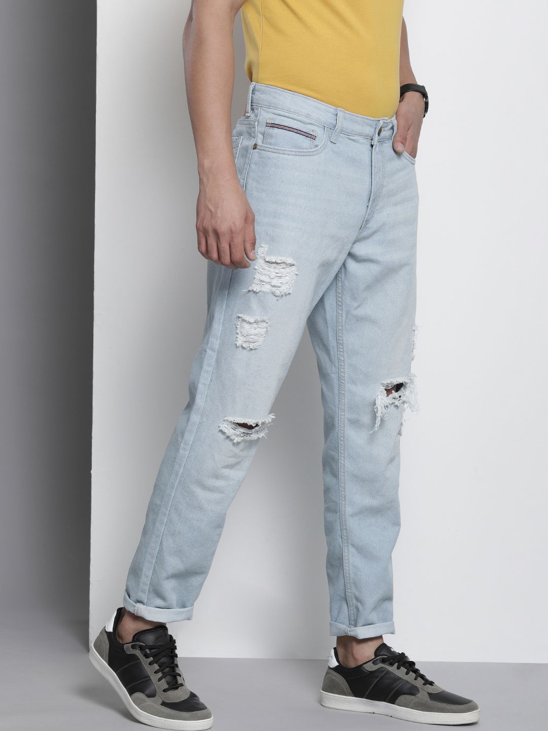 The Indian Garage Co Men Pure Cotton Dad Fit Highly Distressed Jeans