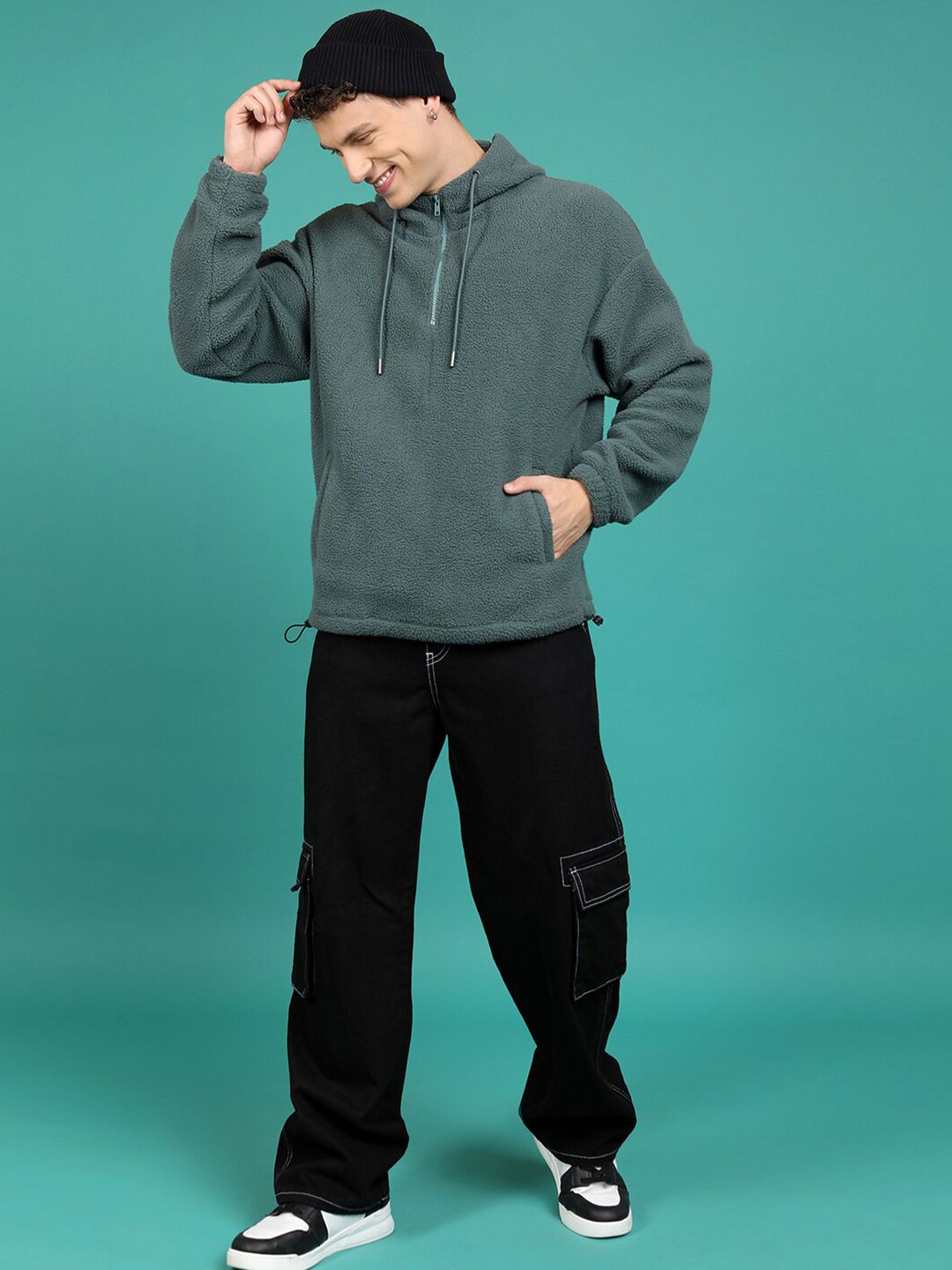 HIGHLANDER Hooded Drop Shoulder Sleeves Oversized Sweatshirt