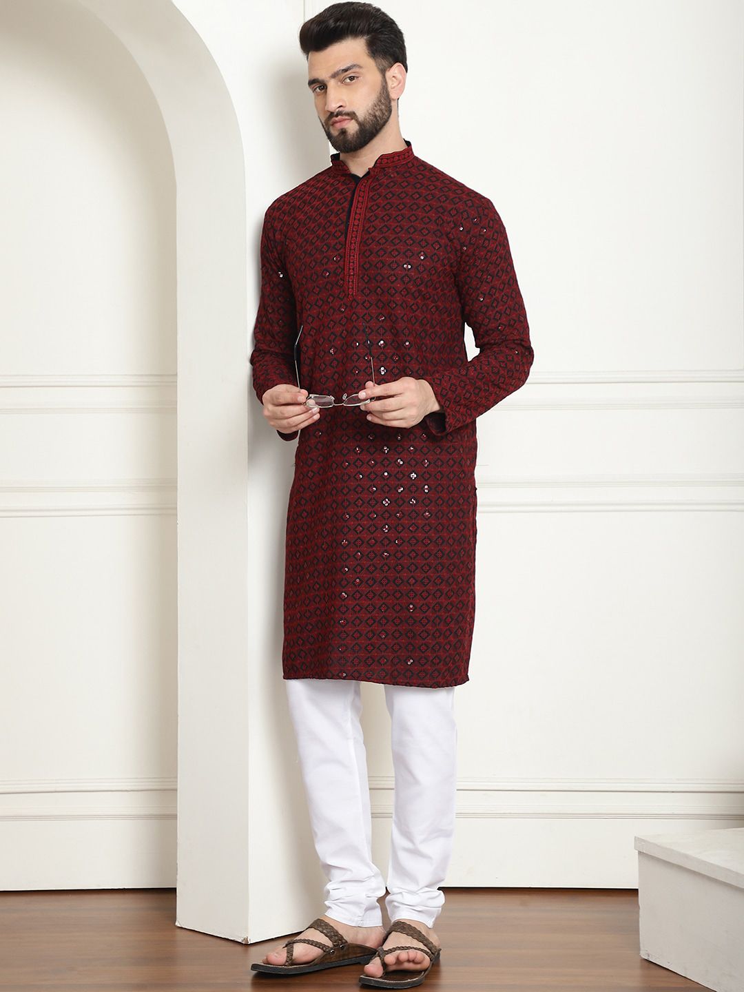 SOJANYA Kurta Kapas Tulen Bersulam Labuci dengan Churidar
