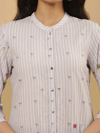 W Floral Printed Regular Kurta