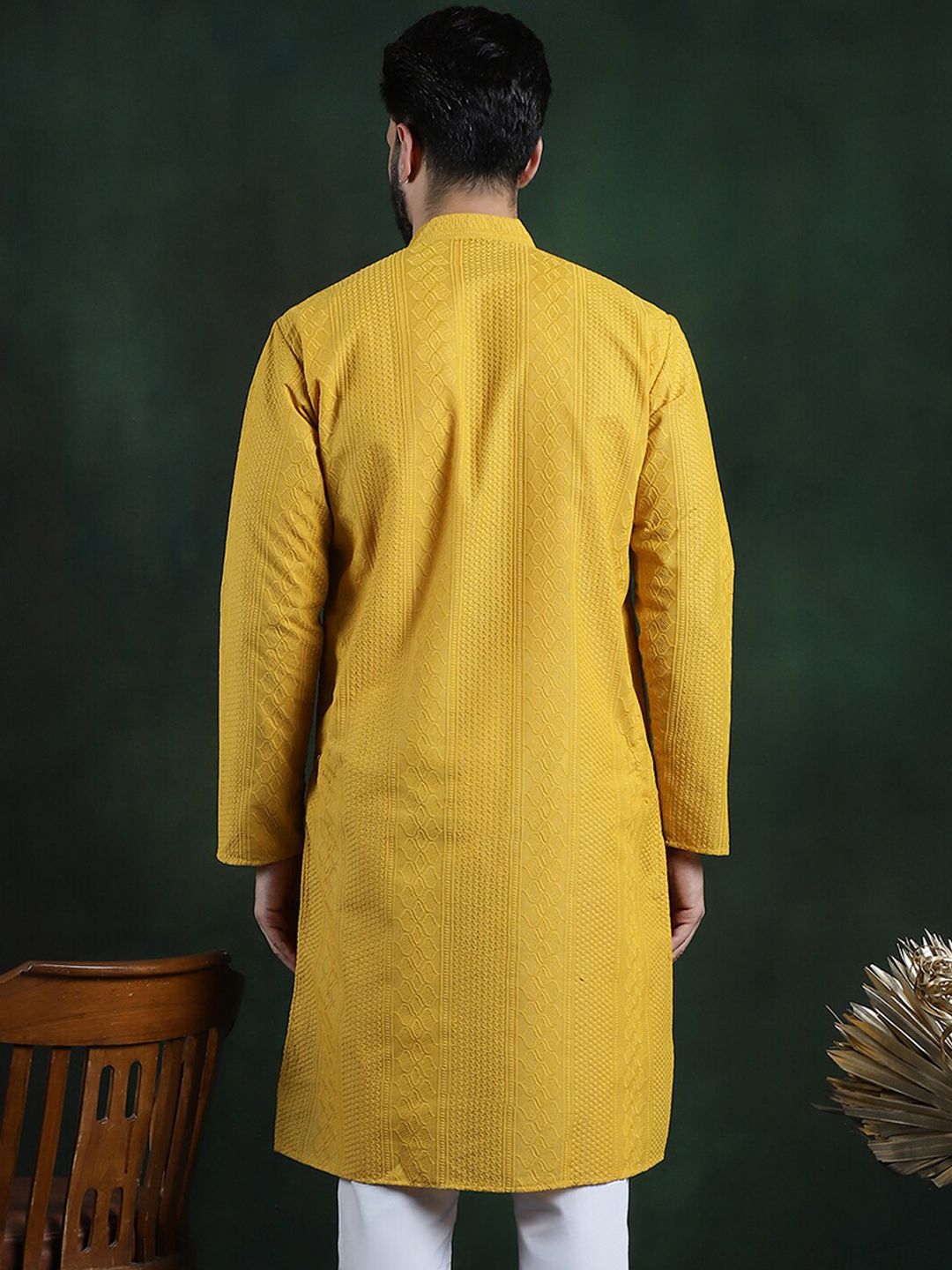 SOJANYA Ethnic Motifs Embroidered Mandarin Collar Thread Work Cotton Straight Kurta