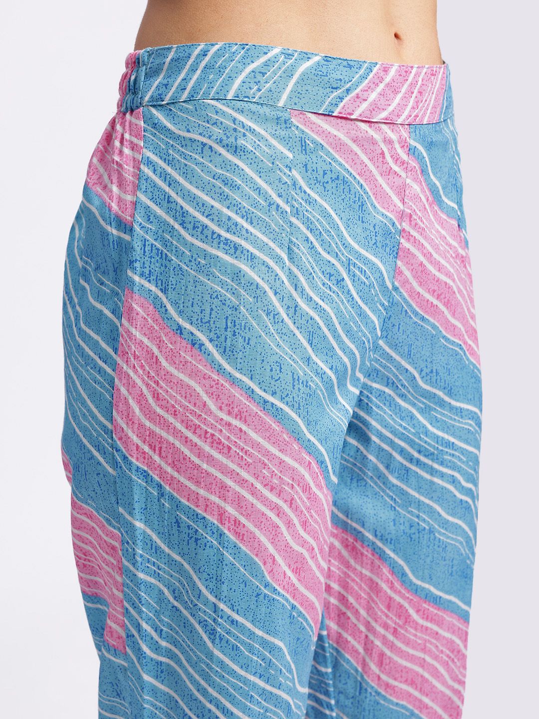 Anouk Floral Printed Pure Cotton Kurta dengan Seluar & Dupatta
