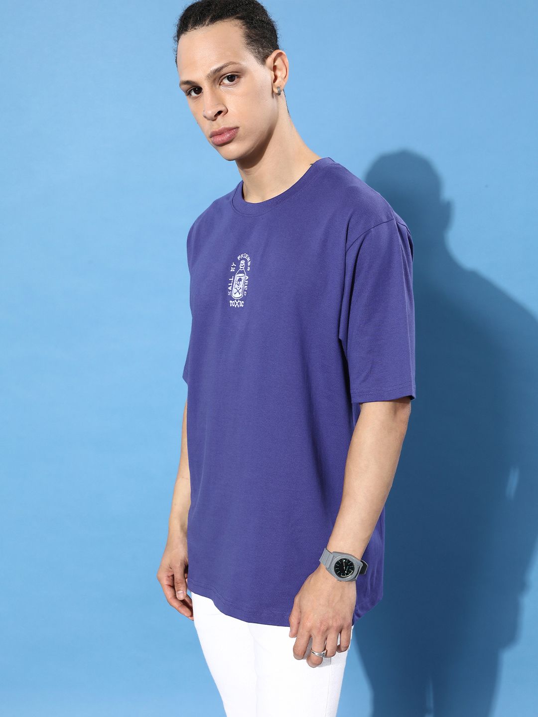 Difference of Opinion Men Blue Embroidered Oversize Pure Cotton Longline T-shirt