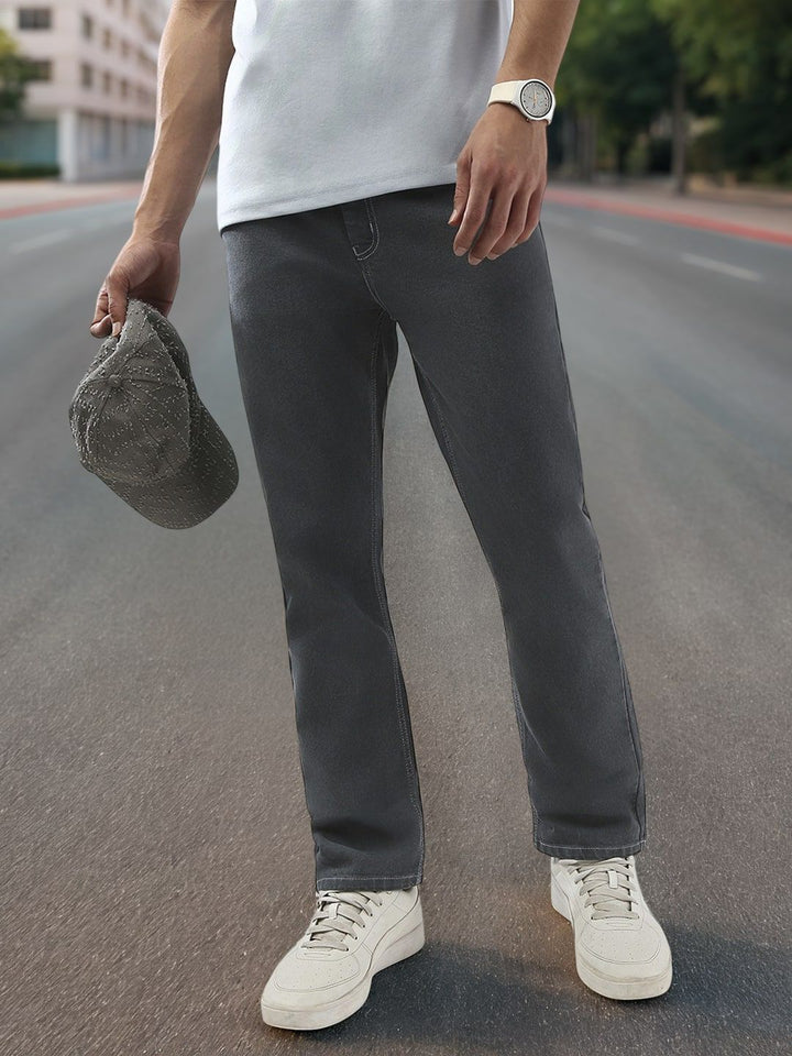 Urbano Fashion Men Straight Fit Mid-Rise Stretchable Jeans