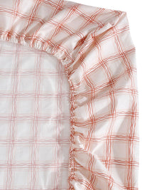 KLOTTHE The Grand Sion White Geometric Cotton 300 TC Fitted King Fine Bedsheet with 2 Pillow Covers-98 x 87 inches