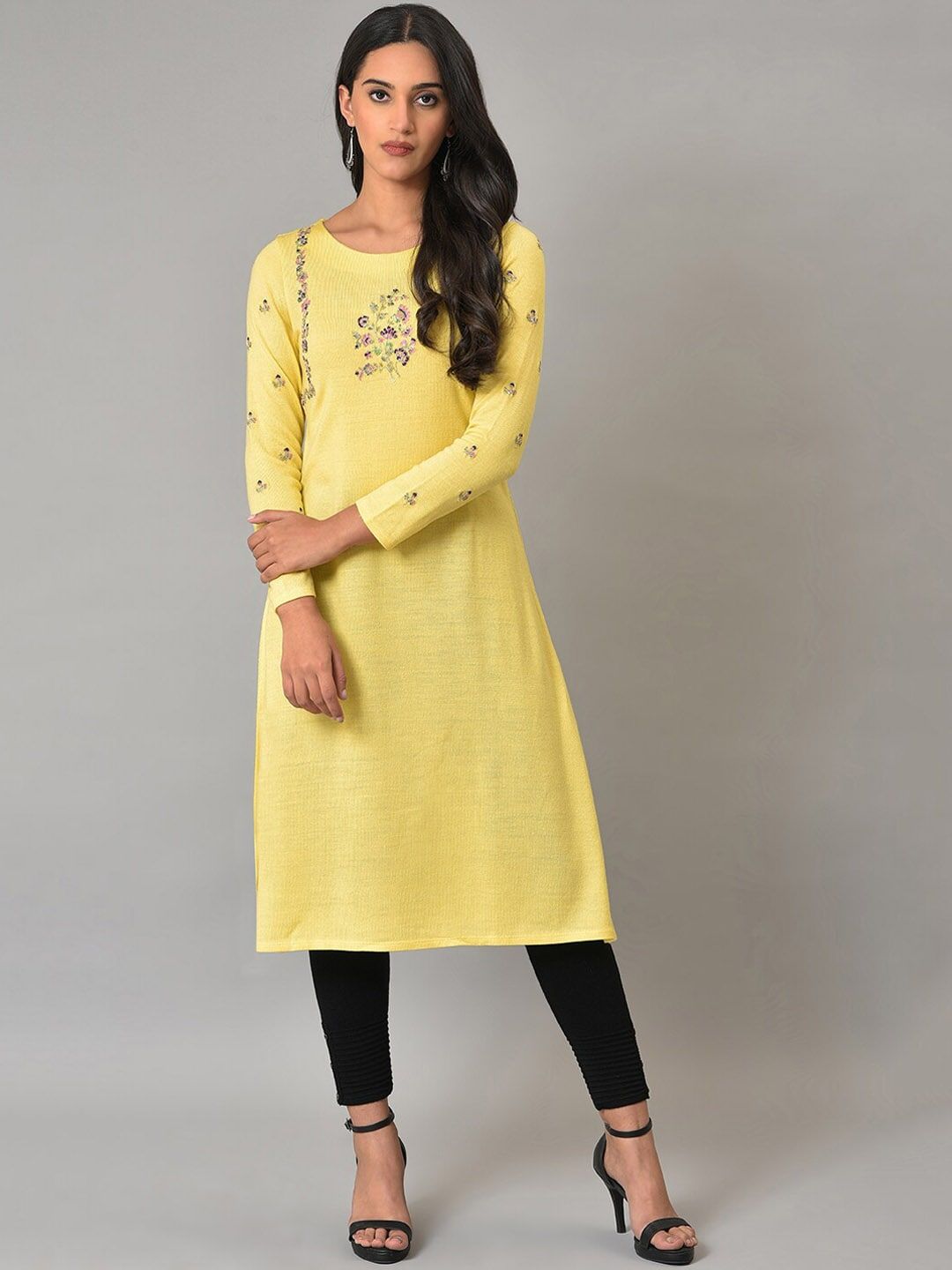 W Floral Embroidered Zardozi Acrylic Kurta