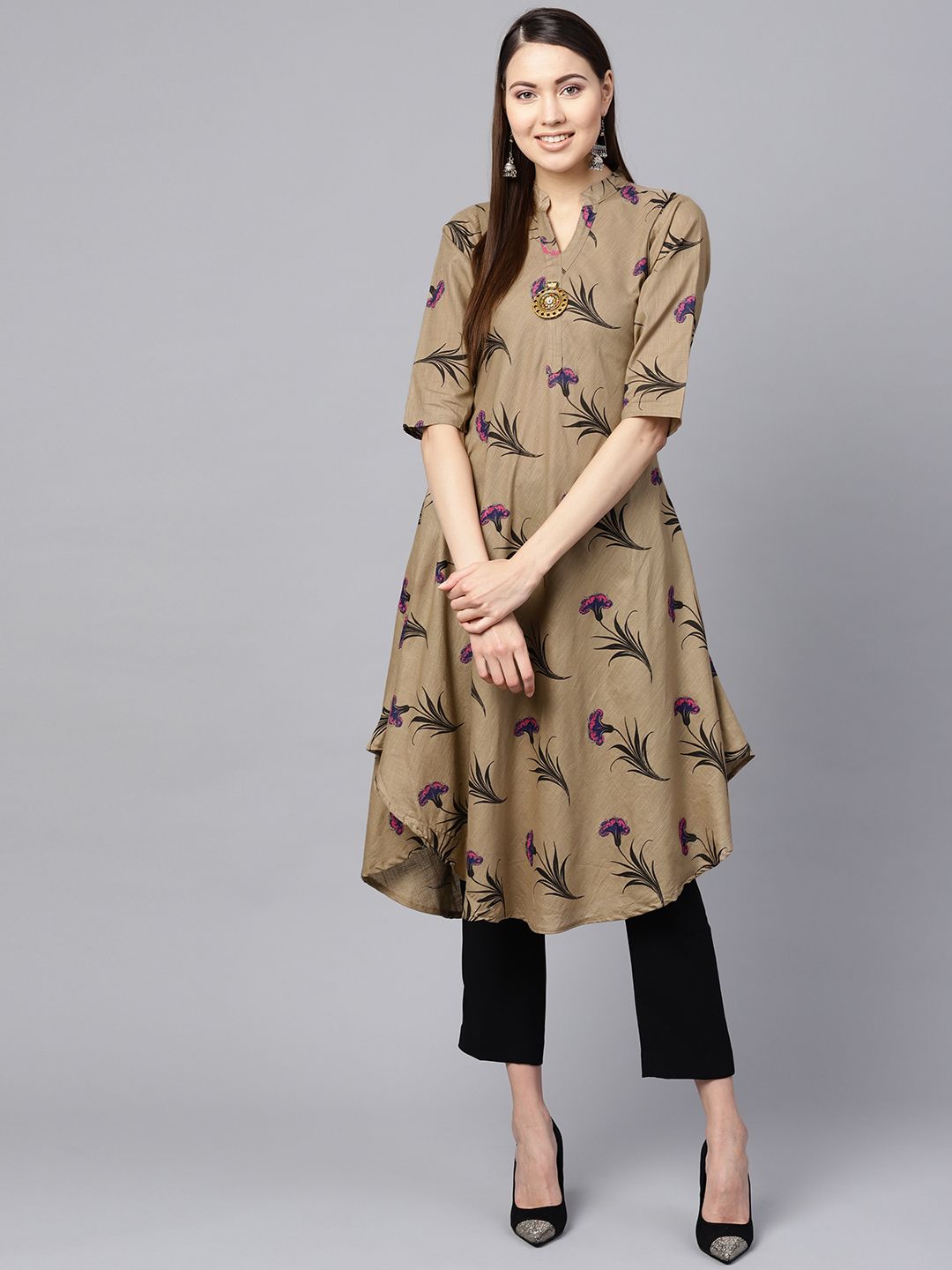 SOJANYA Women Taupe & Black Floral Printed A-Line Kurta