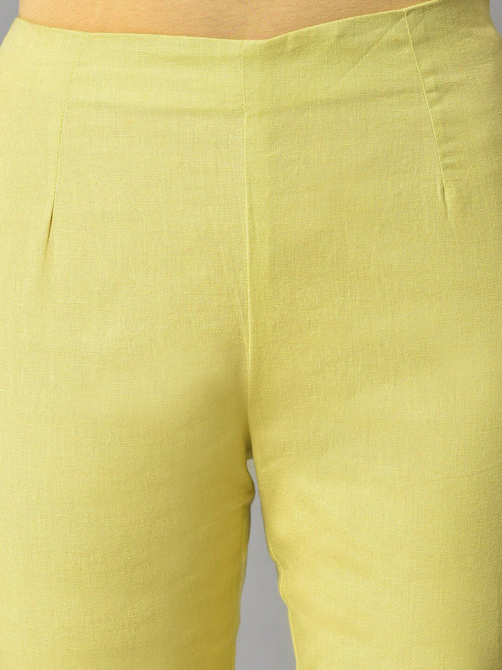 W Women Mid RIse Cropped Slim Fit Trousers