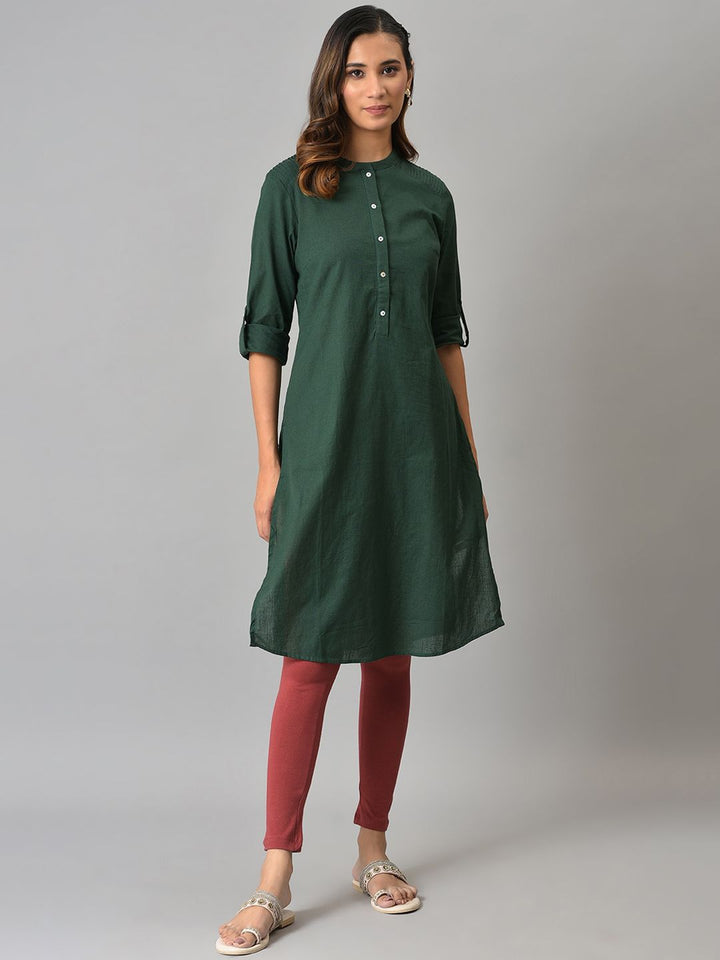W Women Green Thread Work Kurta