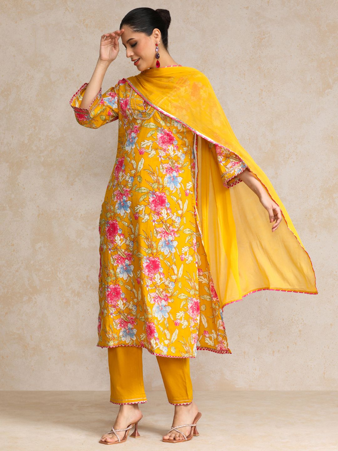 Varanga Women Ethnic Motifs Printed Regular Beads and Stones Pure Cotton Kurta with Trousers & With Dupatta