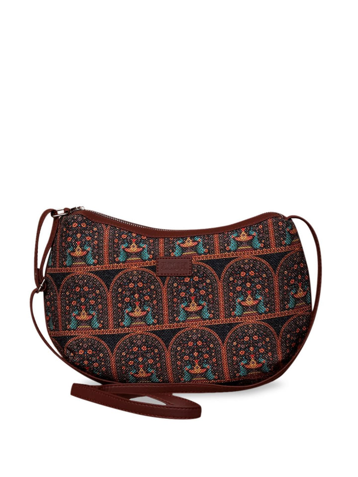 Motif etnik beraneka warna zouk beg sling separuh bulan