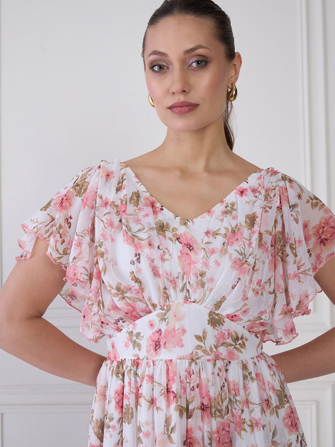 Antheaa Women Floral Print Flared Sleeve Layered Fit & Flare Midi Dress