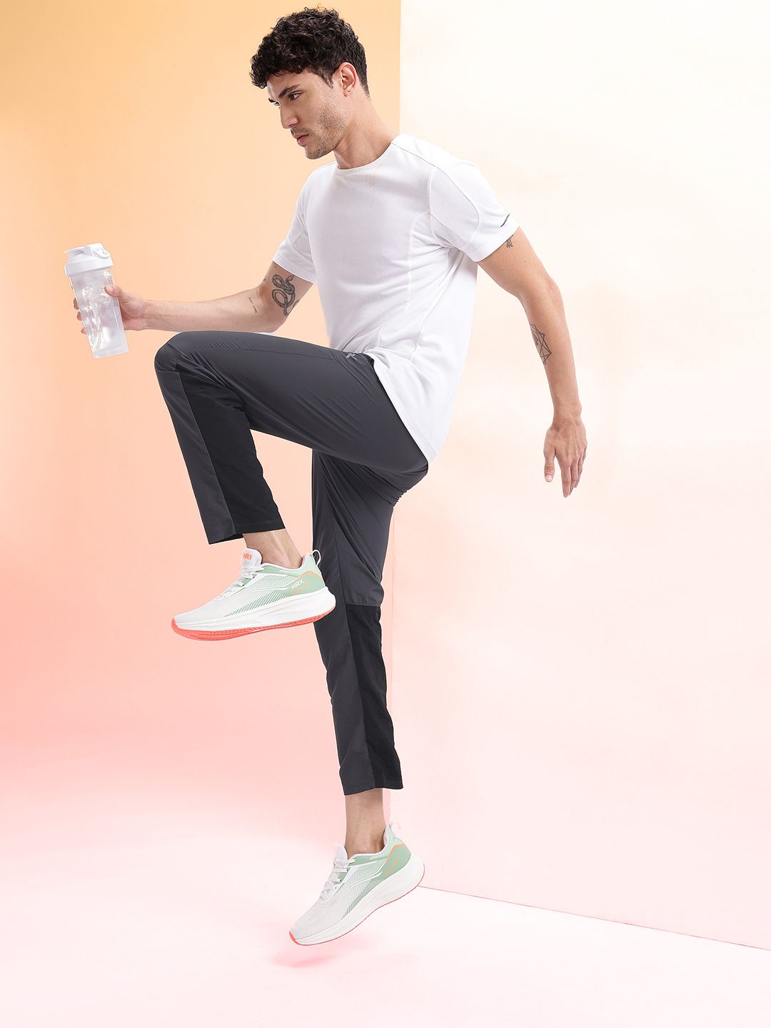 HRX by Hrithik Roshan Men Colourblocked Mid-Rise Rapid-Dry Running Track Pants