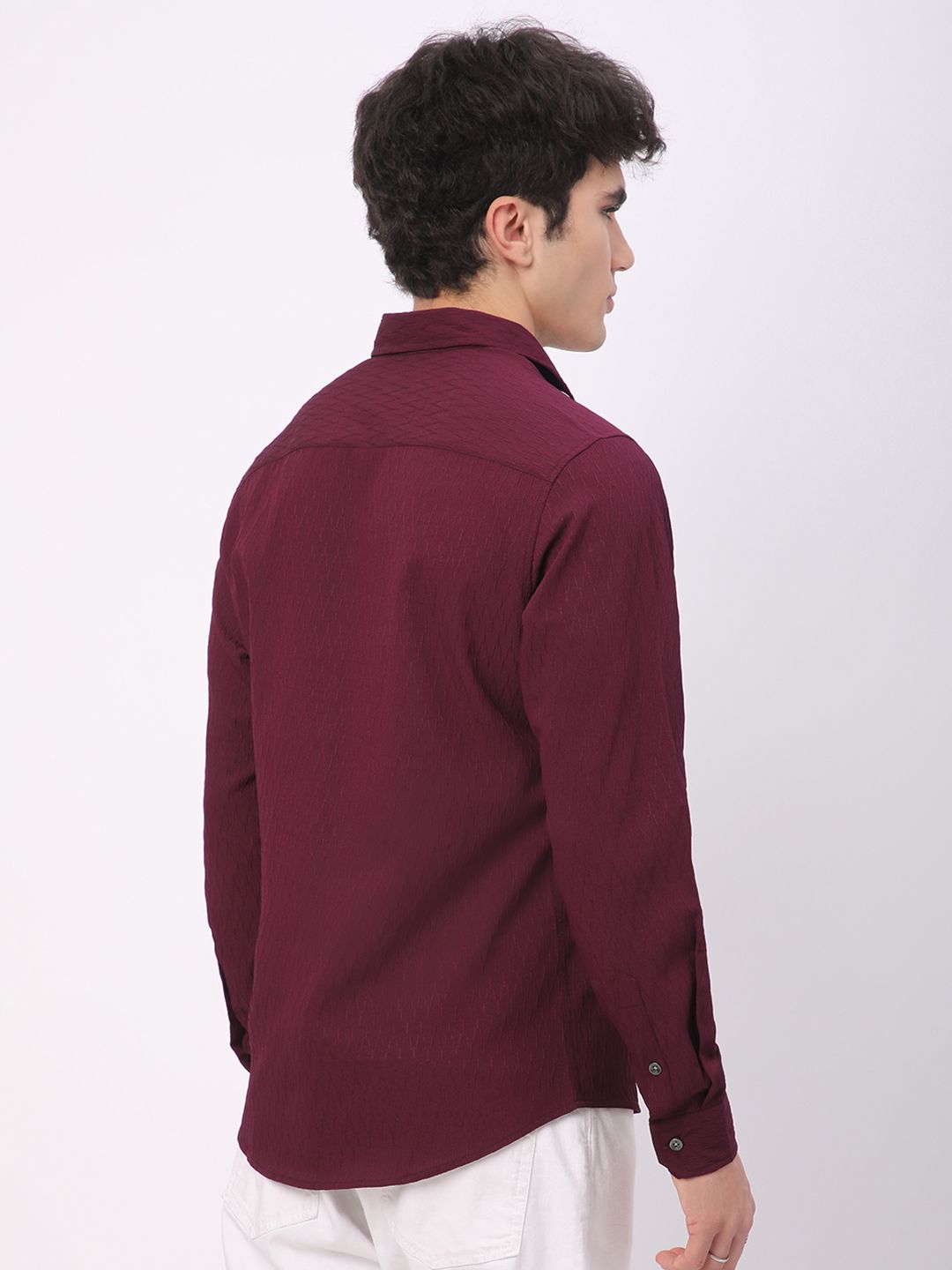 VASTRADO Men Classic Slim Fit Opaque Casual Shirt