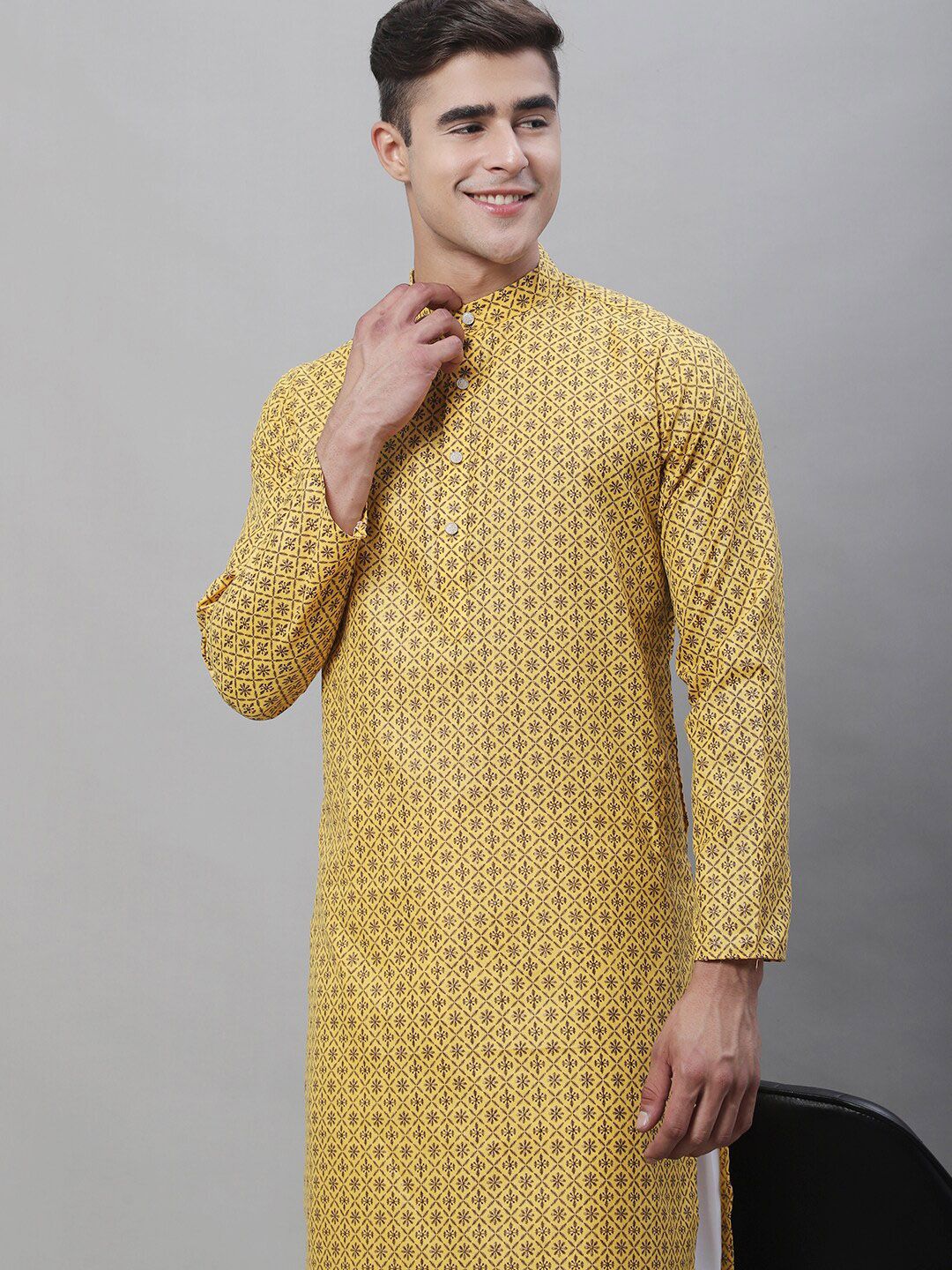 SOJANYA Motif Etnik Kerajang Bercetak Cotton Linen Kurta Dengan Churidar