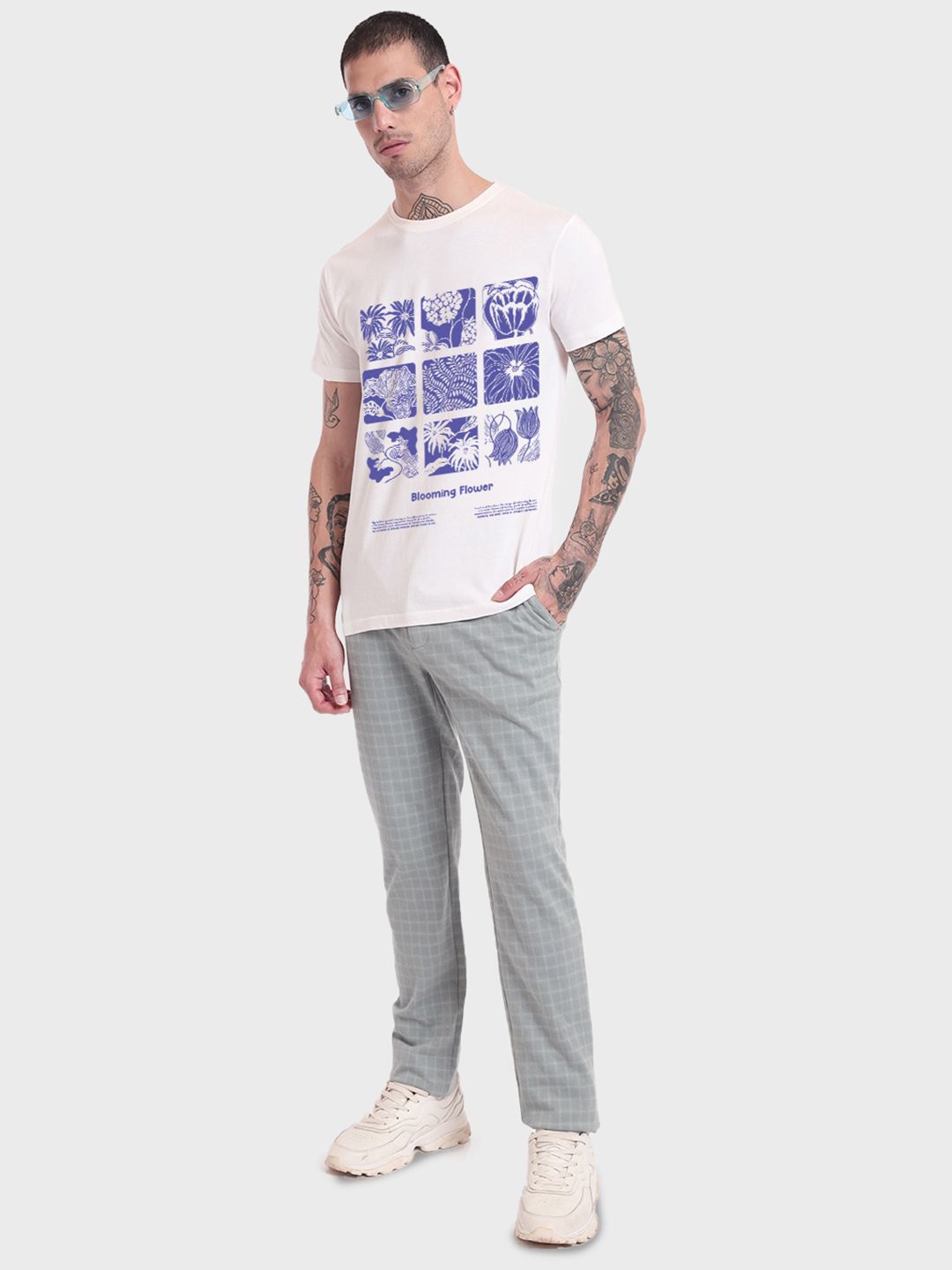 Bewakoof Men Graphic Printed Round Neck Pure Cotton T-shirt