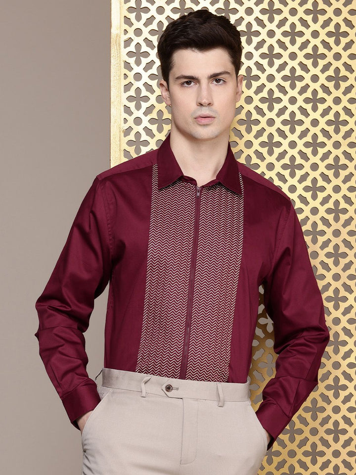 House of Pataudi Pure Cotton Zari Work Chevron Opaque Party Shirt
