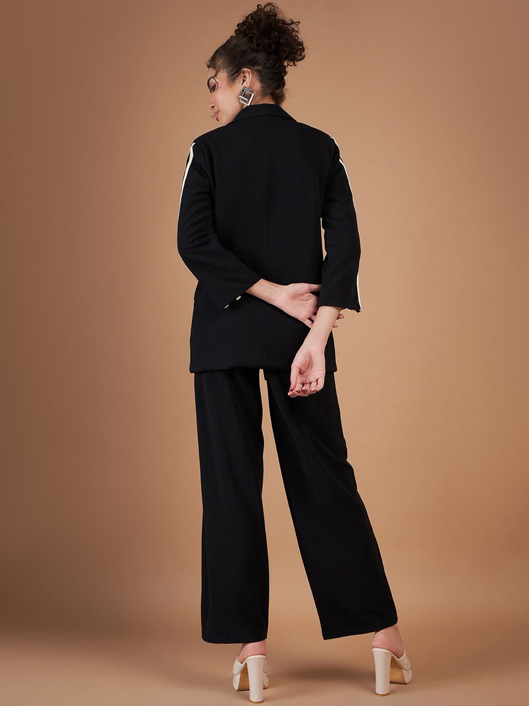 SASSAFRAS Black Notched Lapel Collar Blazer With Trousers