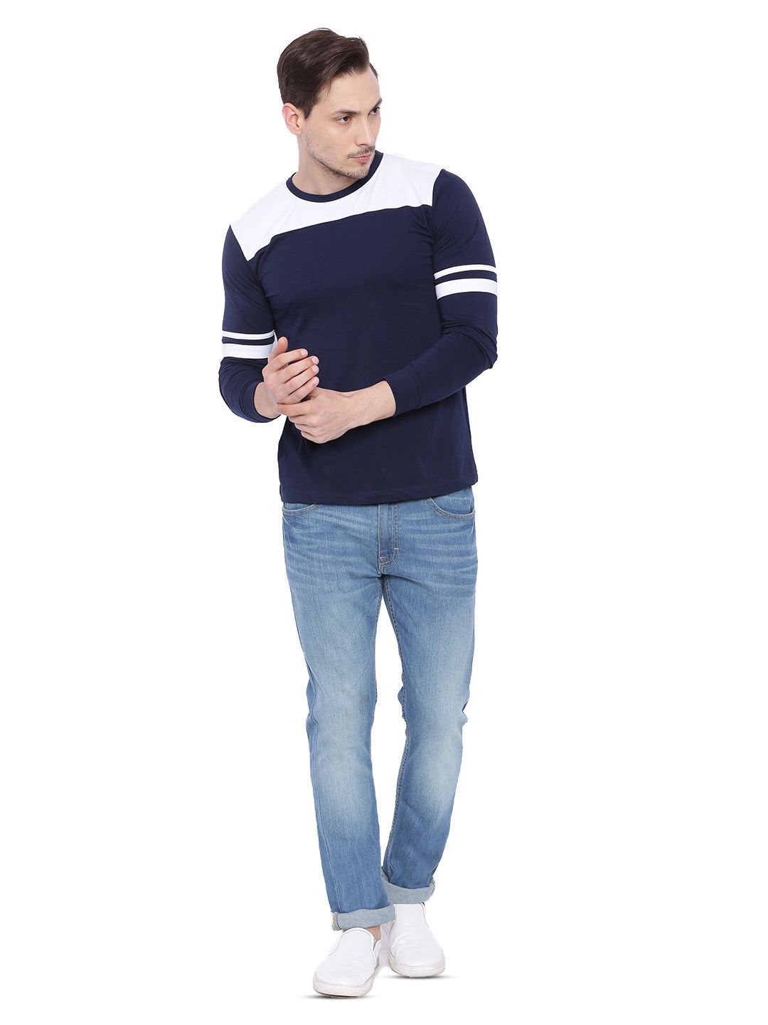 ADRO Men Colourblocked Round Neck T-shirt
