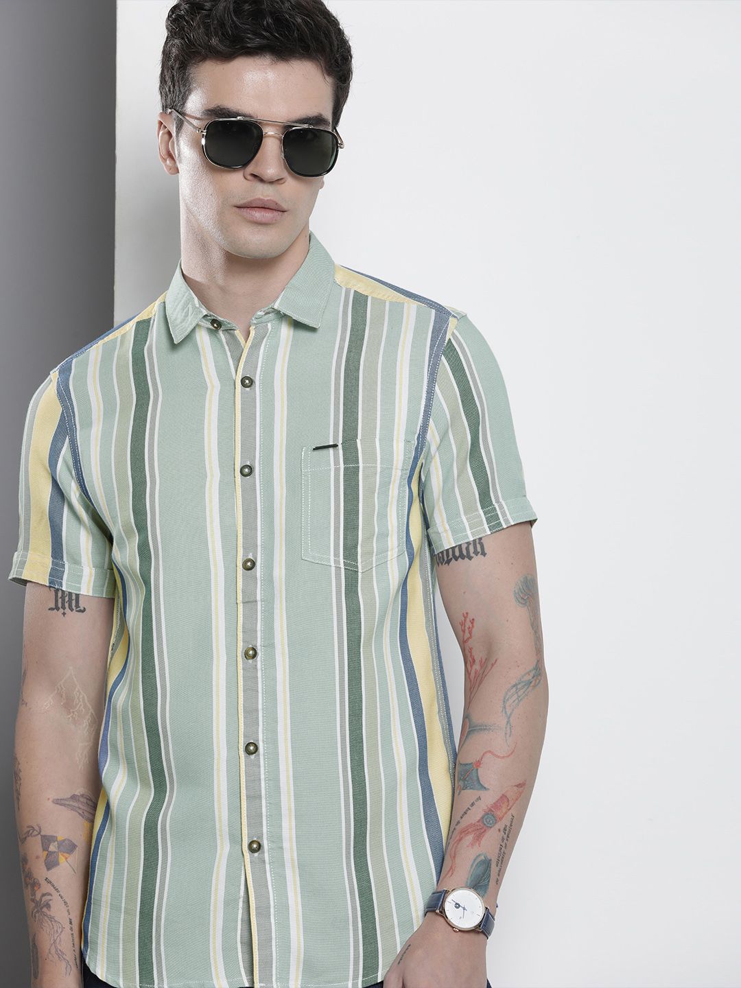 The Indian Garage Co Men Slim Fit Opaque Striped Casual Shirt