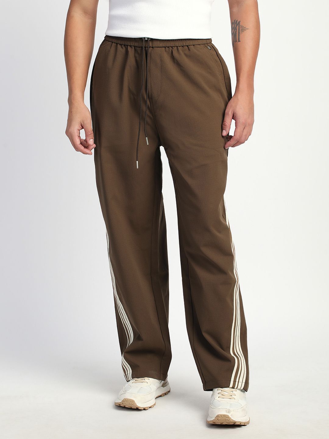 THE BEAR HOUSE Men Straight Fit Trousers
