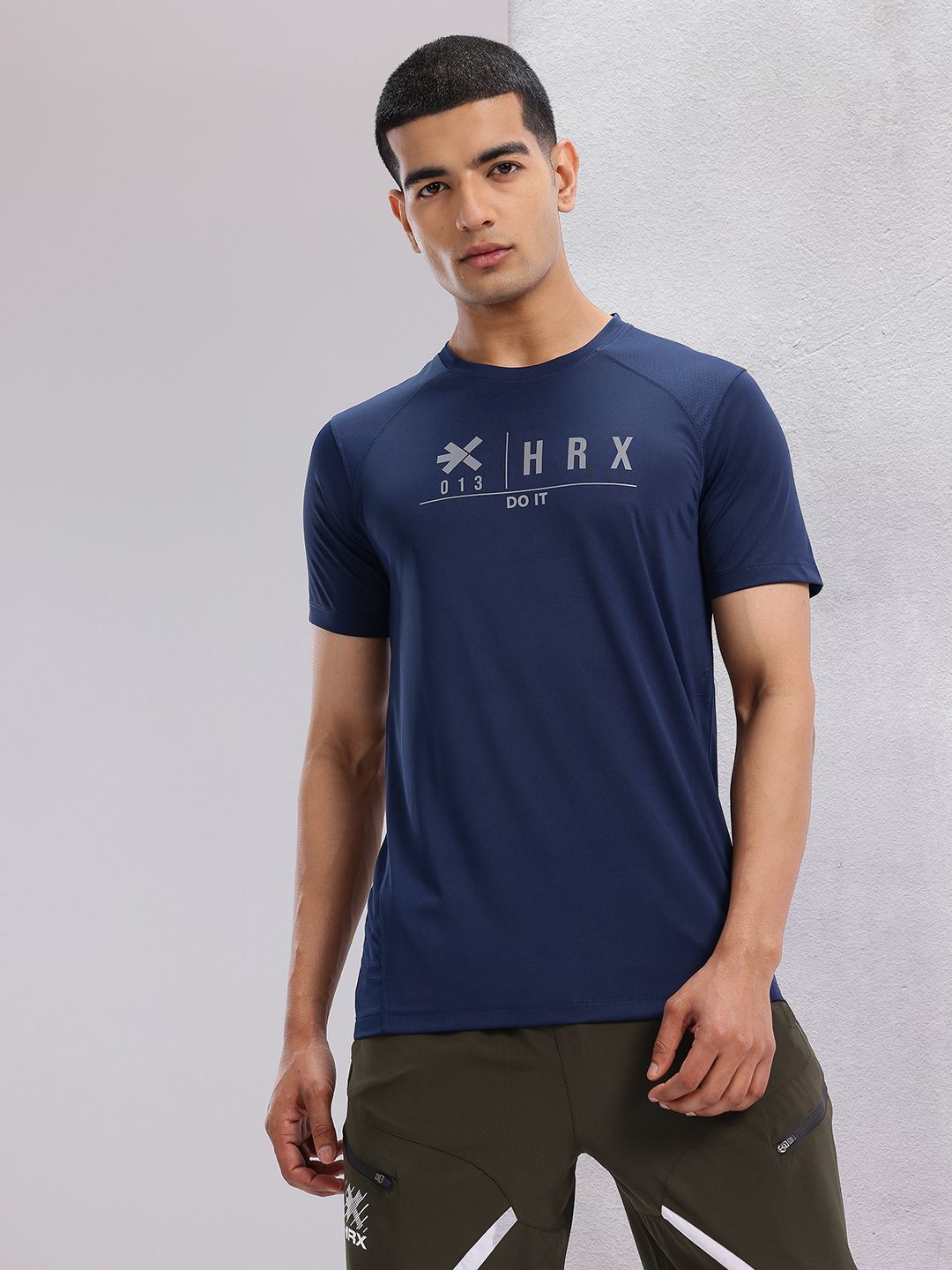 HRX by Hrithik Roshan Brand Logo Printed Raglan Sleeves Training T-shirt