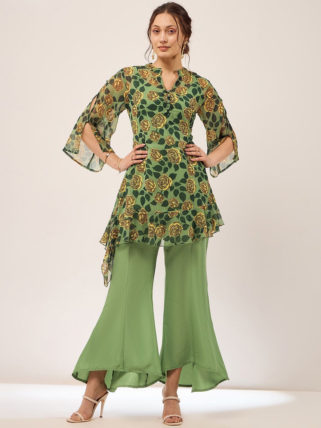 Antheaa Green Floral Printed Mandarin Collar Flared Sleeves Co-Ords