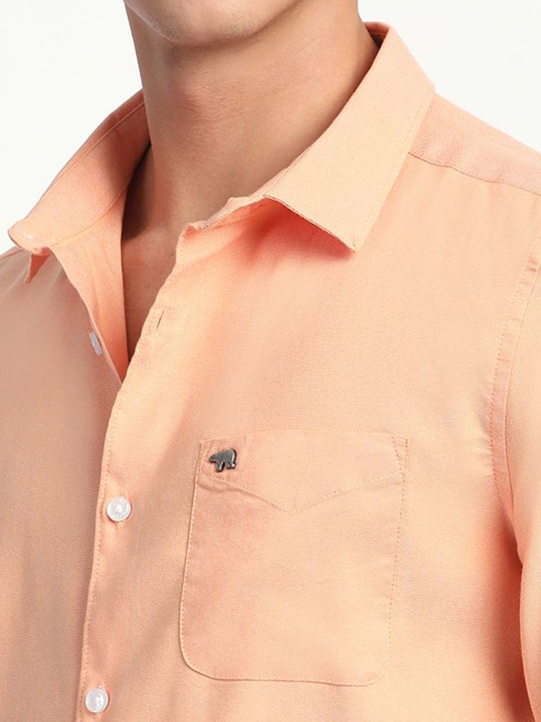 THE BEAR HOUSE Men Solid Slim Fit Casual Shirt