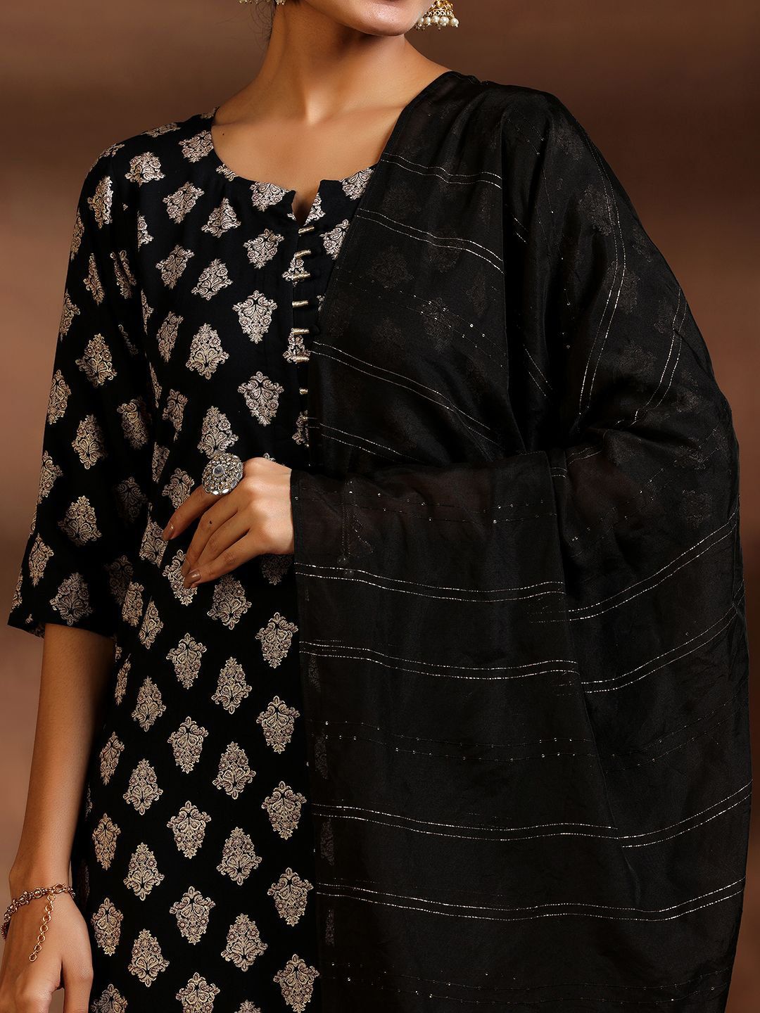 Libas Ethnic Motifs Printed Straight Kurta With Trouser & Dupatta