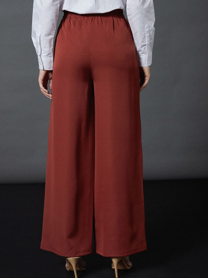 SASSAFRAS worklyf Loose Fit High-Rise Pleated Parallel Trousers