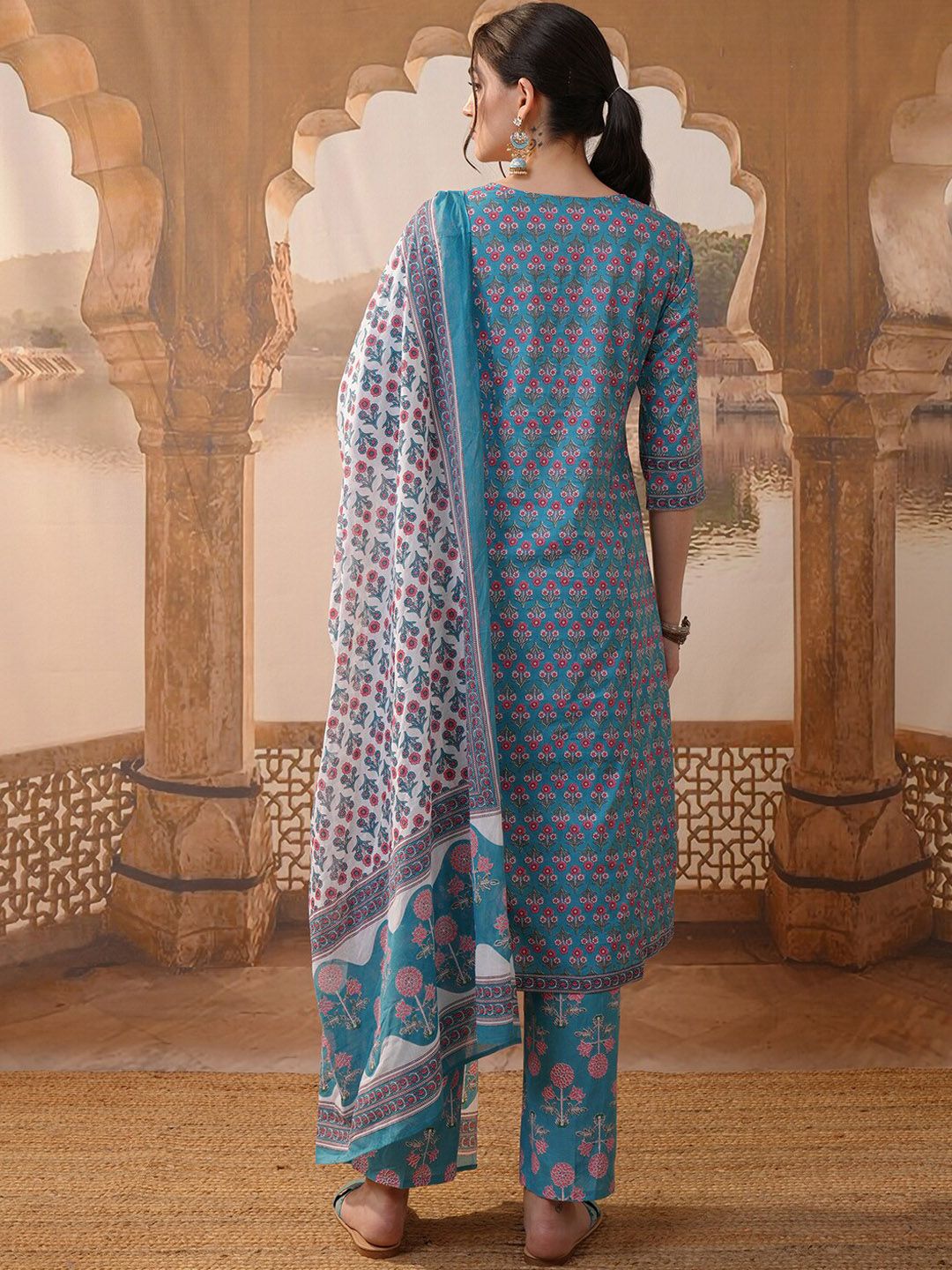 Vishudh Floral Printed Round Neck Three-Quarter Sleeves Pure Cotton Kurta Set