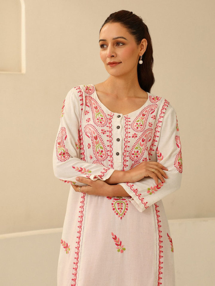 House of Chikankari Women Off White Cotton Chikankari Embroidered Kurta