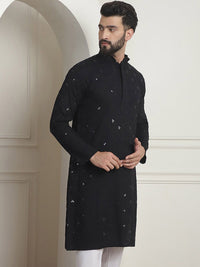 SOJANYA Mandarin Collar Thread Work Cotton Kurta