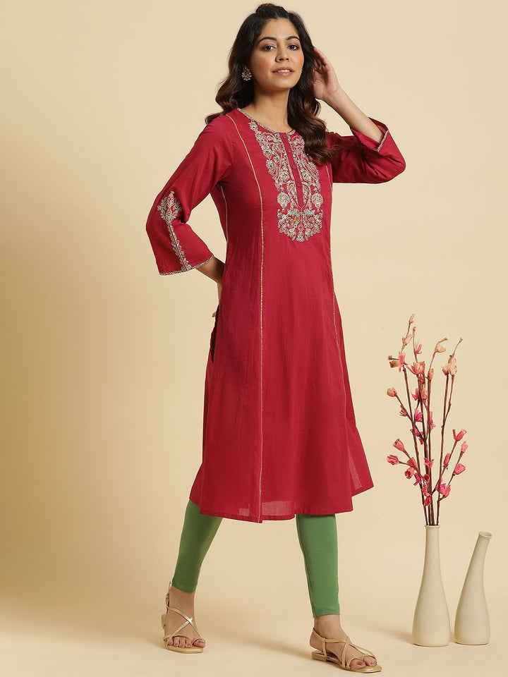 W Ethnic Motifs Embroidered Thread Work Pure Cotton Kurta