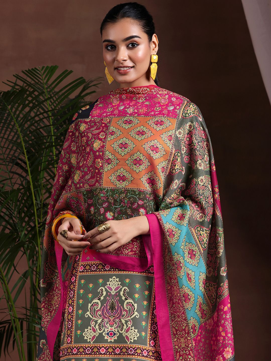 Libas Women Ethnic Motifs Printed Regular Kurta with Trousers & With Dupatta