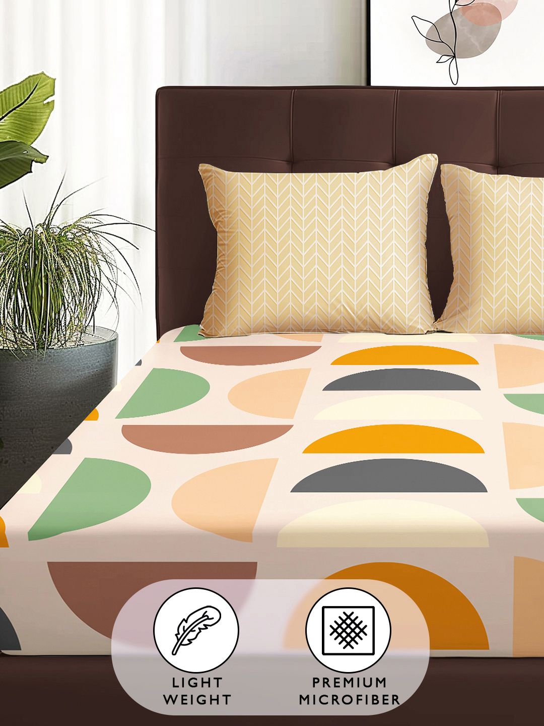 Story@home Arena Cream-Coloured & Green Printed 180 TC Queen Bedsheet & 2 Pillow Covers