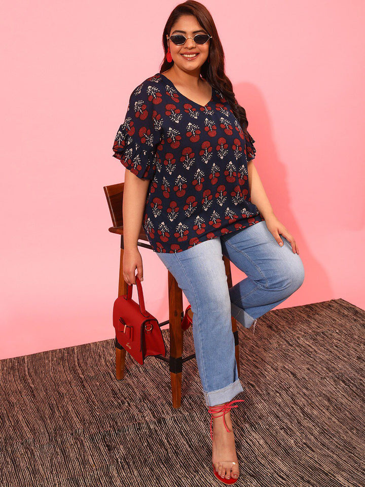CURVY STREET Plus Size Floral Print V-Neck Top