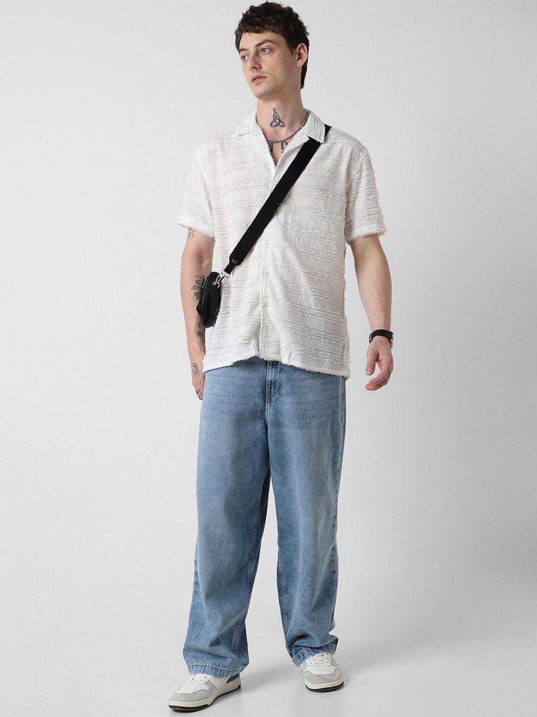 VASTRADO Men Classic Opaque Casual Shirt