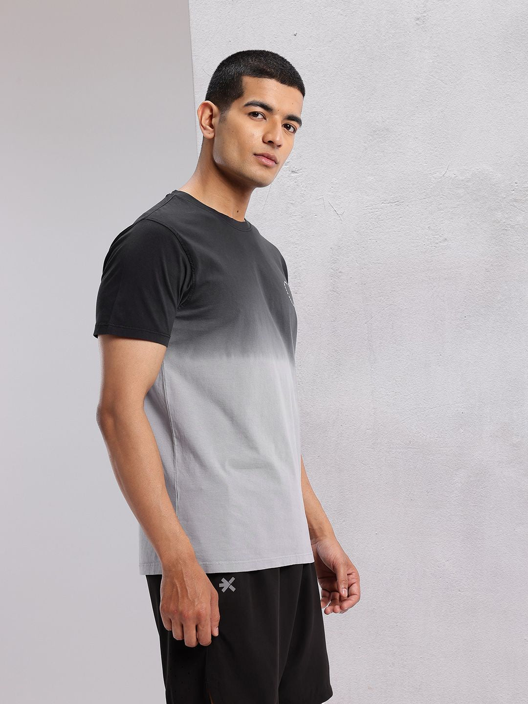 HRX by Hrithik Roshan Ombre Dyed Pure Cotton Lifestyle T-shirt