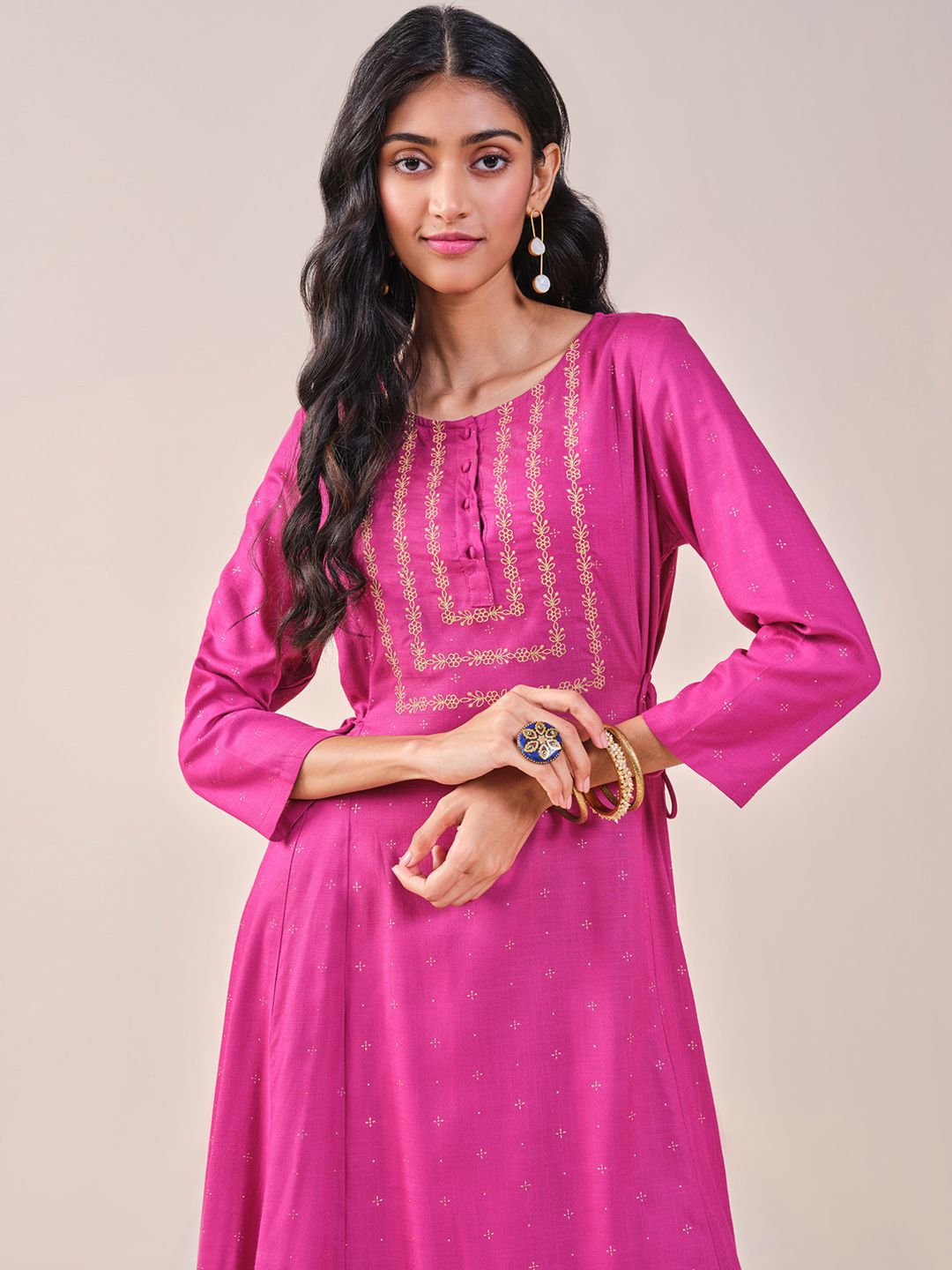 Global Desi Floral Printed Round Neck A-Line Kurta
