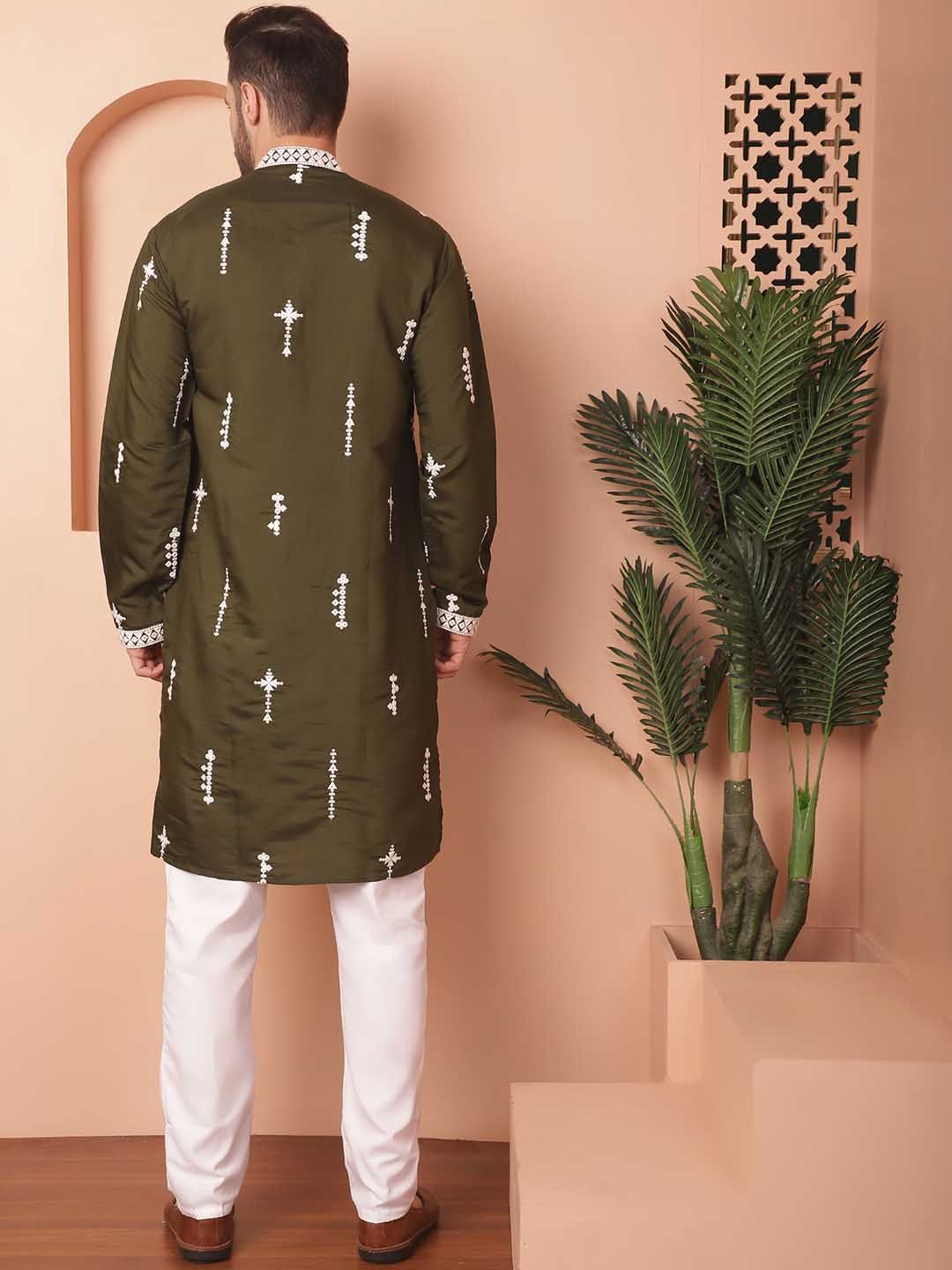 Jompers Ethnic Motifs Embroidered Regular Straight Kurta With Pyjamas