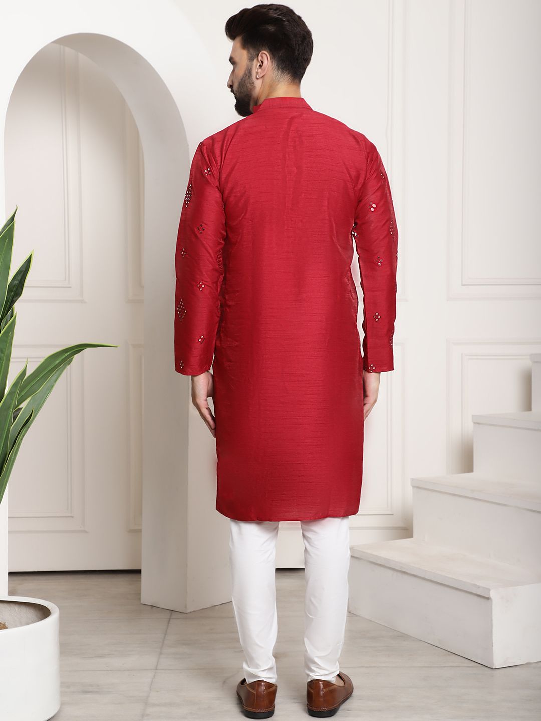 SOJANYA Geometric Embroidered Mirror Work Regular Kurta With Churidar