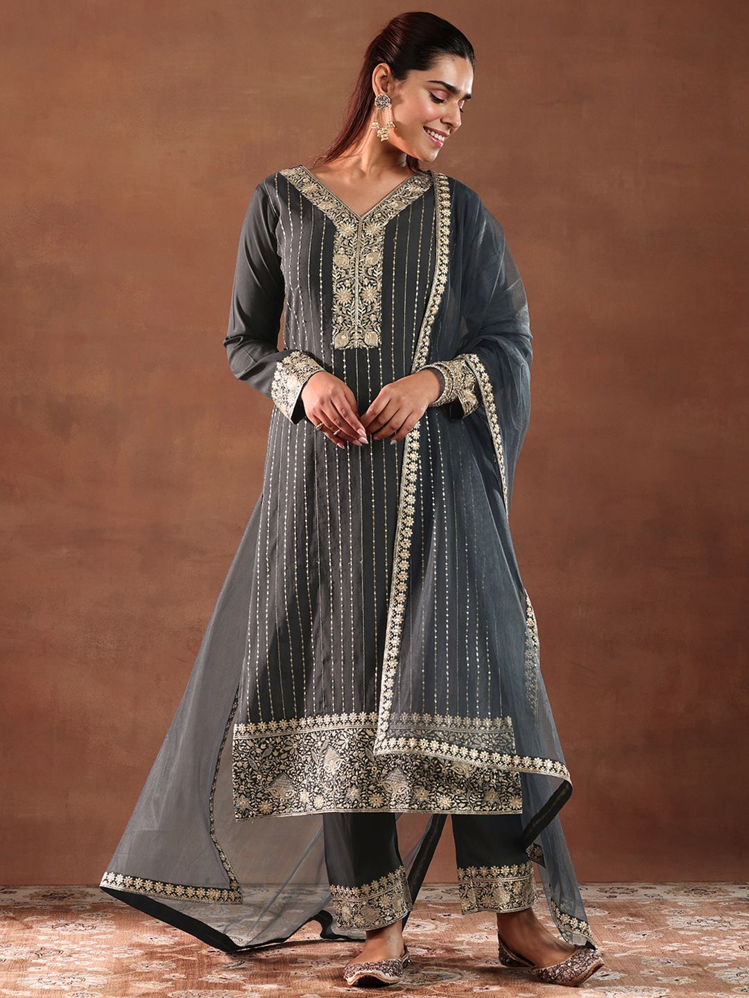 Libas Black and Grey Floral Embroidered Thread Work Kurta with Trouser & Dupatta