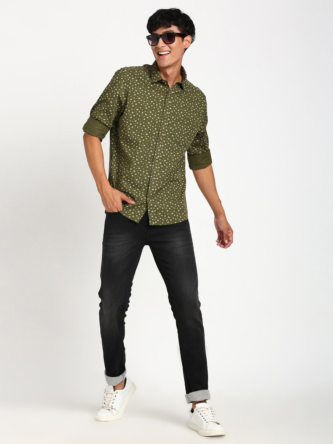 Turtle Relaxed Slim Fit Abstract Printed Casual Pure Cotton Shirt