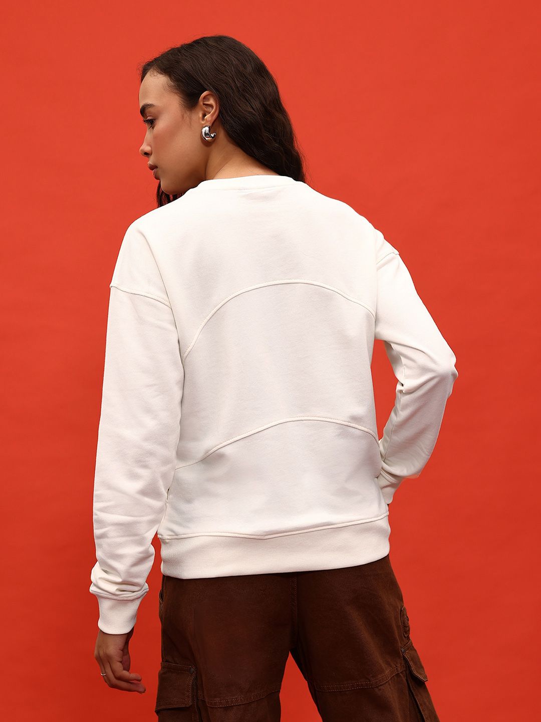 DressBerry Embroidered Detail Drop-Shoulder Sleeves Sweatshirt